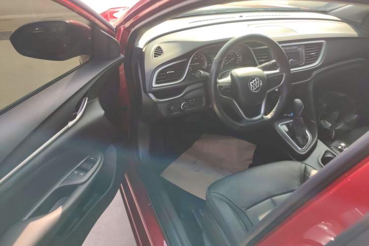 Used Buick GT 2018 18T Automatic Elite Model
