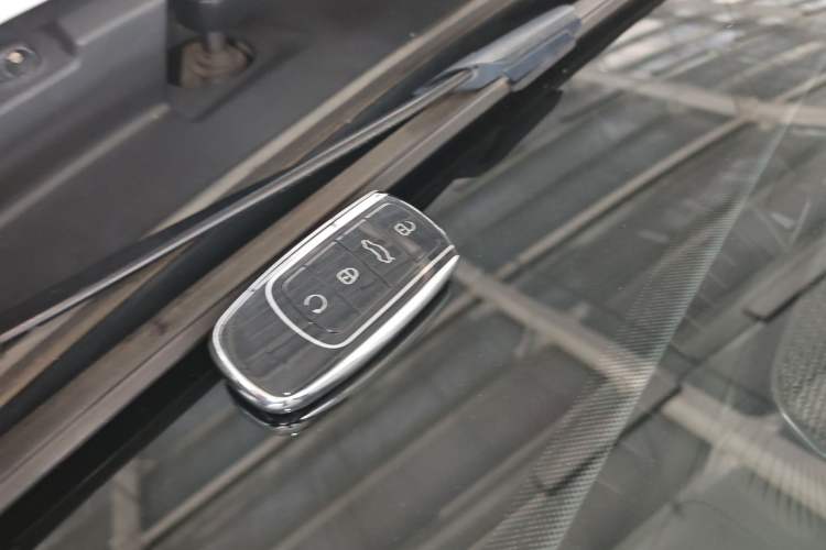 Used Chery Tiggo 8 PRO 2024 Champion Edition 290T Two-Wheel Drive Peak Version 5 Seats
