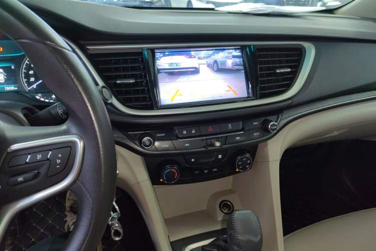 Used Buick GT 2017 15N Automatic Elite Version Audio And AC Panel