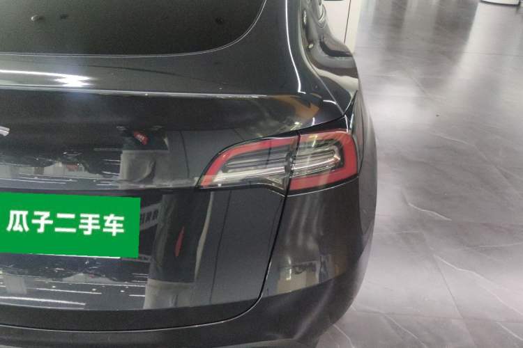 Used Tesla Model Y 2024 Rear-Wheel-Drive Version
