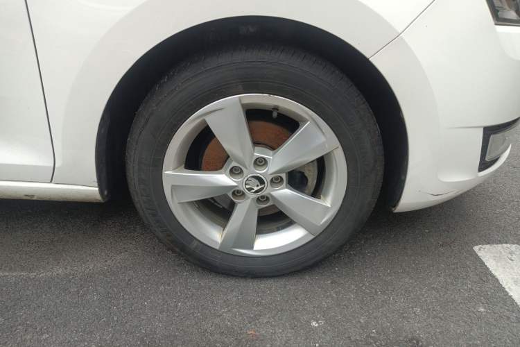 Used Skoda Rapid Spaceback 2016 Revised 1.6L Manual Chuanxing Edition
