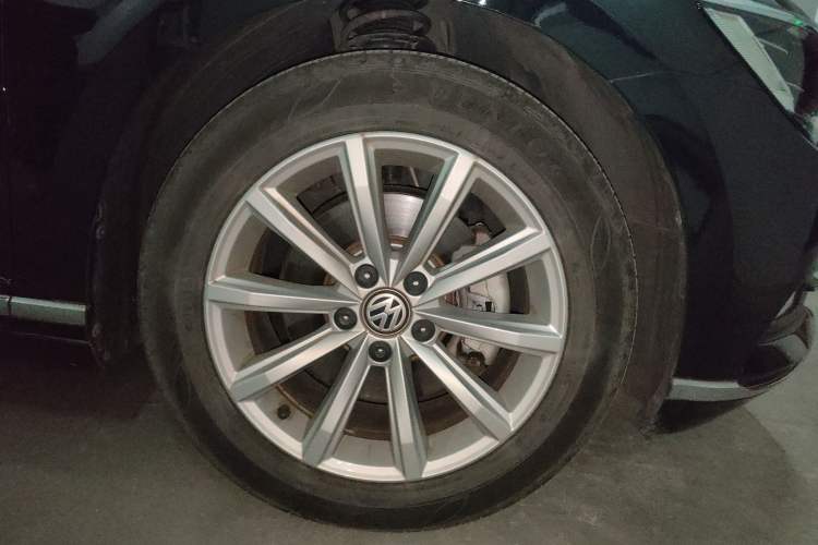 Used Volkswagen Magotan 2019 330TSI DSG Leading Model China VI Standard
