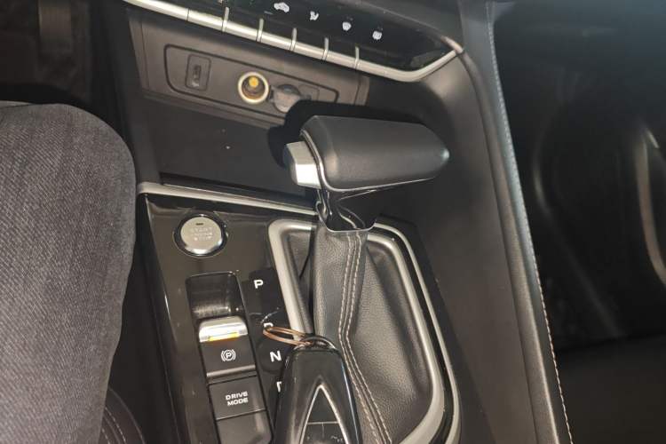 Used CHANGAN Eado 2020 PLUS Blue Whale NE 1.4T GDI DCT Prestige Model