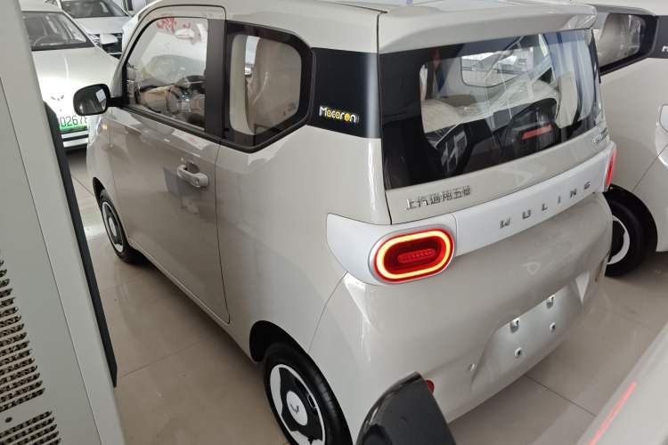 Used Wuling Hongguang MINIEV 2024 3rd Generation 215km Youth Edition Rear Left 45 Deg