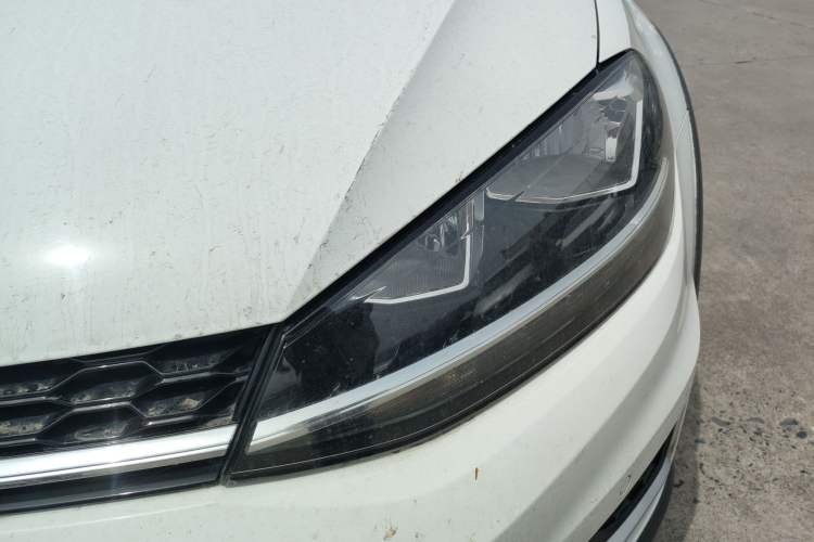 Used Volkswagen Golf 2019 1.8TSI Travel Edition Left Front Headlight