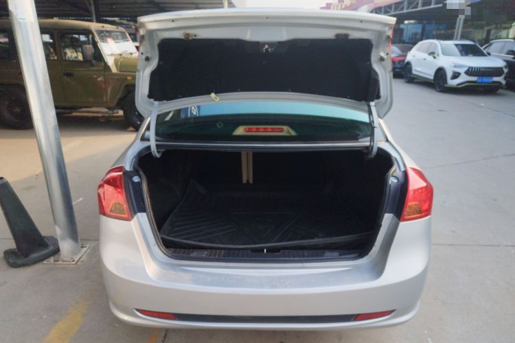 Used Buick Excelle 2013 1.5L Automatic Classic Model Trunk