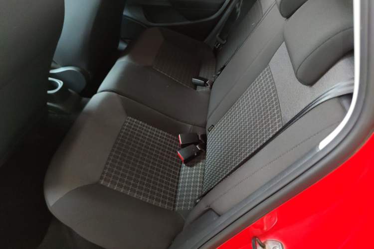 Used Volkswagen Polo 2016 1.6L Automatic Comfort Model