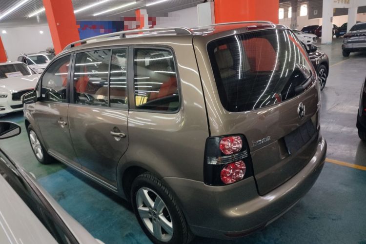 Used Volkswagen Touran 2015 1.4T DSG Comfort Edition 5 Seats