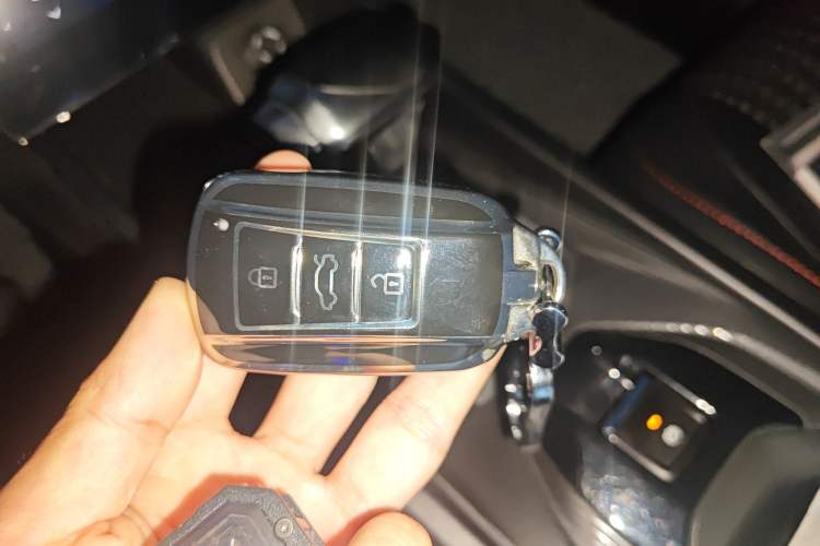 Used Dongfeng Aeolus Yixuan 2024 1.5L Automatic JingSu Edition