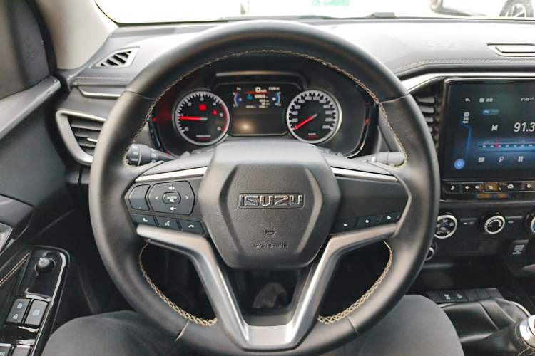 Used Isuzu D-MAX 2021 1.9T Manual 4x4 Diesel Global Dynamic RZ4E
