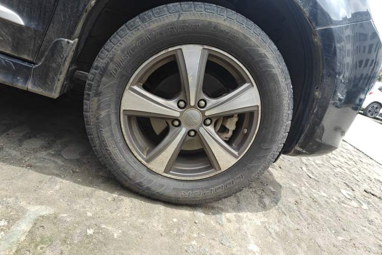 Used Haval H6 2016 Upgraded Model 1.5T Manual Two-Wheel Drive Elite Version
