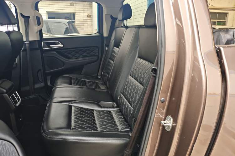 Used Great Wall Poer 2019 2.0T Automatic Gasoline 4x4 Comfort Edition GW4C20B