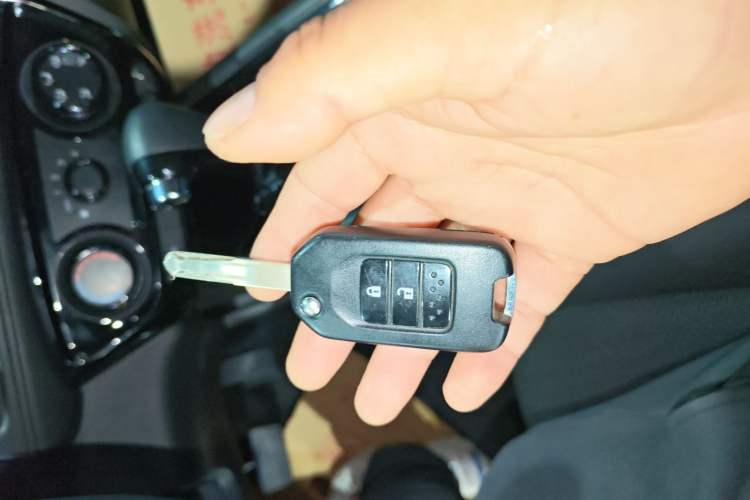 Used Honda Vezel 2017 1.5L CVT 2WD Comfort Model Vehicle Key