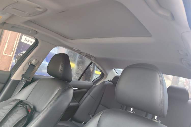 Used Infiniti Q50L 2015 2.0T Comfort Edition