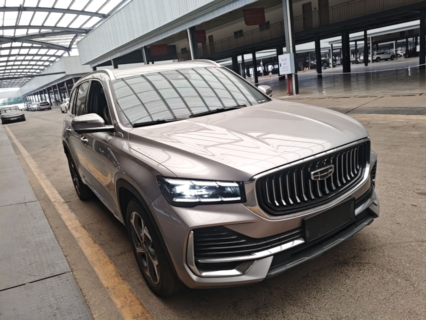 Geely Auto Monjaro L 2024 2.0TD High-Power Automatic Two-Wheel Drive Yunqi Version — снимка 3