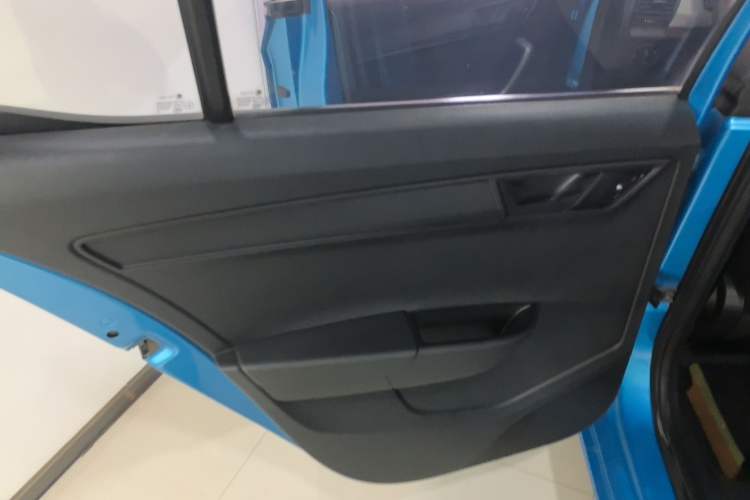 Used Skoda Fabia 2015 1.4L Automatic Front-Drive Model
