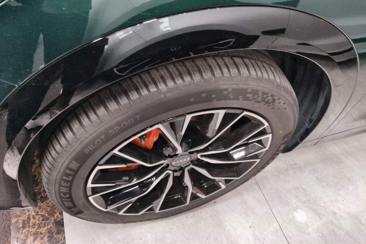 Used Zeekr 7X 2025 100 kWh Long-Range Rear-Wheel Drive with Intelligent Driving Features Exterior 4