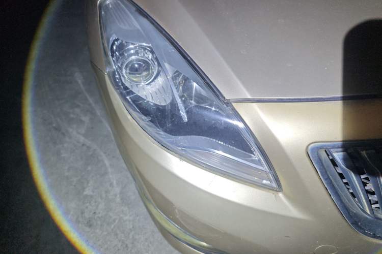 Used Haima Fumei 2015 1.6L Manual YueShang Model Right Front Headlight