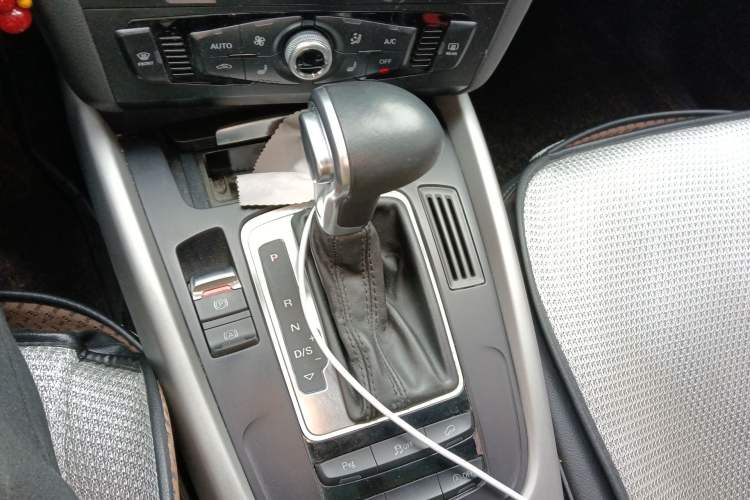 Used Audi Q5 2018 Collector's Edition 40 TFSI Ambition Model