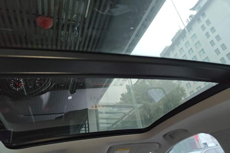 Used Roewe RX3 2021 PRO 1.6L CVT Flagship Model