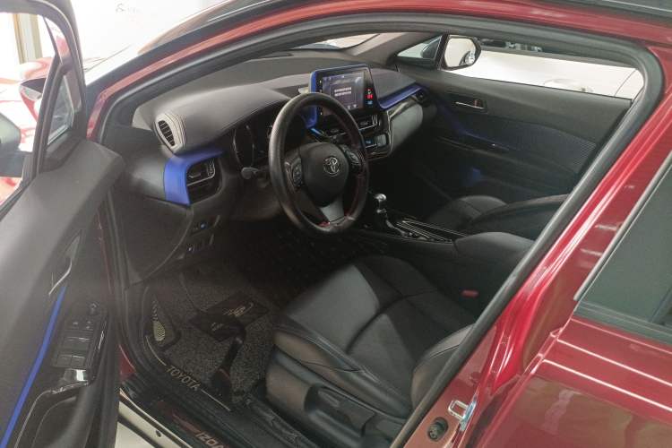 Used Toyota IZOA 2018 2.0L Yichi Version China VI Standard Driver Seat