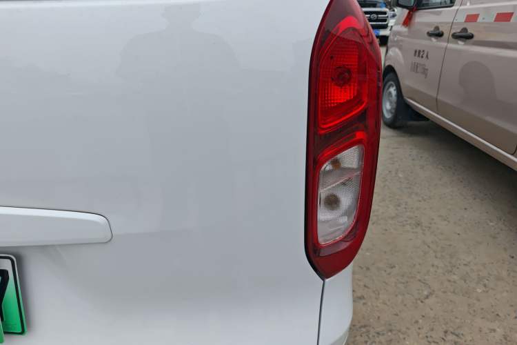 Used Wuling Hongguang New Energy 2025 Extended-Range Hybrid 50KM Comfort Version Exterior 1