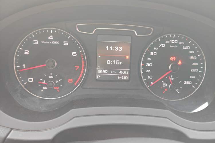 Used Audi Q3 2015 35 TFSI quattro Technology Edition
