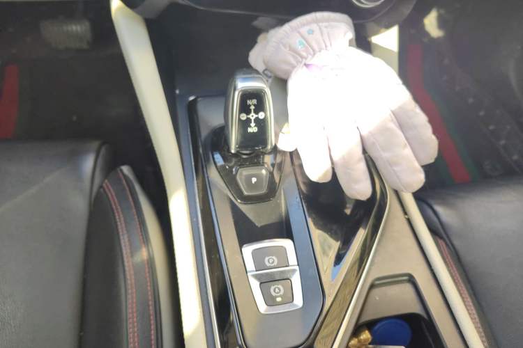 Used Lynk & Co 02 2018 1.5T DCT Two-Wheel Drive Zhaopu Version China V Standard
