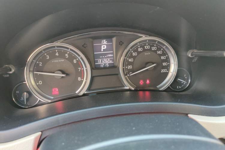 Used Suzuki Alivio 2015 1.6L Automatic Enjoyment Model Odometer Close Up