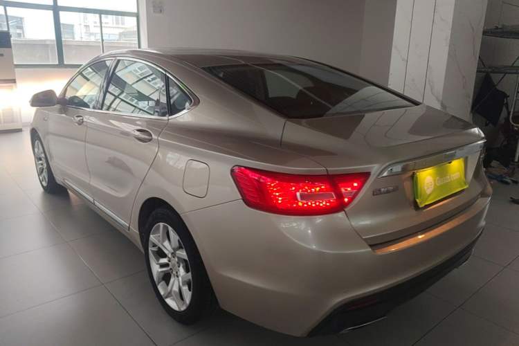 Used Geely Auto Emgrand GT 2015 1.8T Premium Model Exterior 2