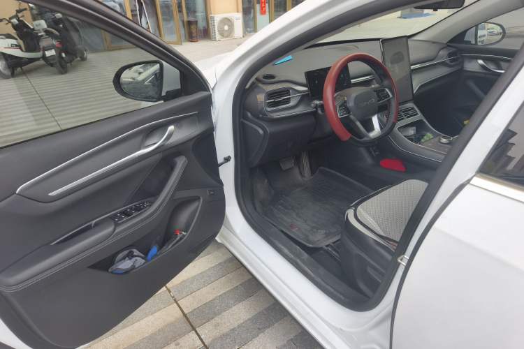 Used BYD Destroyer 05 2024 HONOR Edition DM-i 55KM Luxury Model Driver Seat