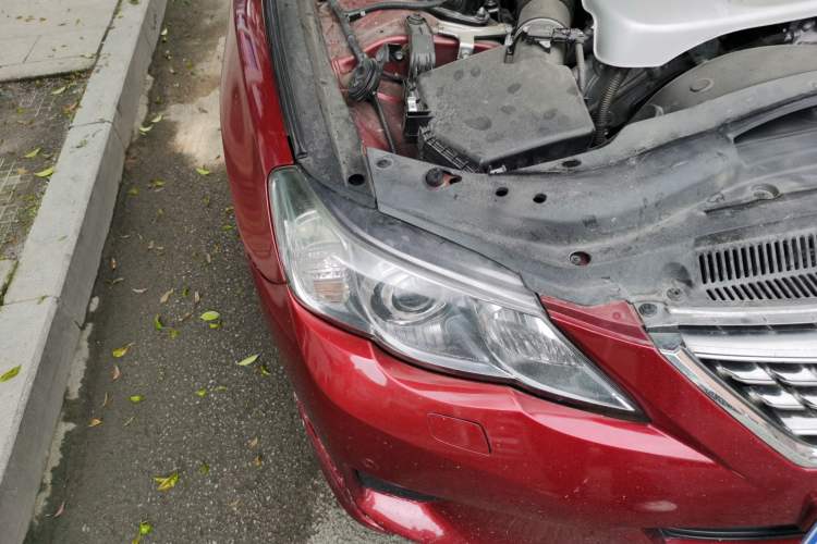 Used Toyota Reiz 2010 2.5V Fashion Elite Edition Right Front Headlight