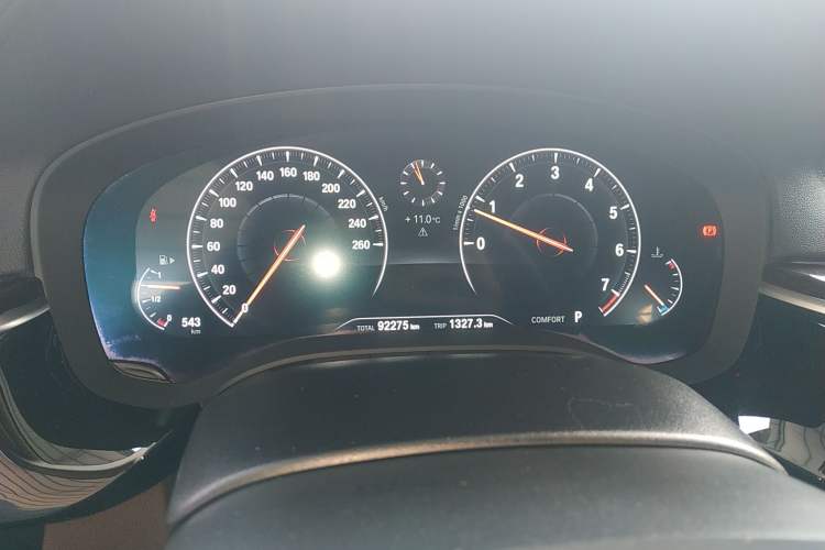 Used BMW 5 Series 2019 Facelifted 525Li Luxury Package
