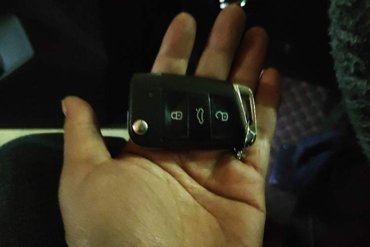 Used Volkswagen Tayron 2019 330TSI Two-Wheel Drive Luxury Model China VI Standard Vehicle Key