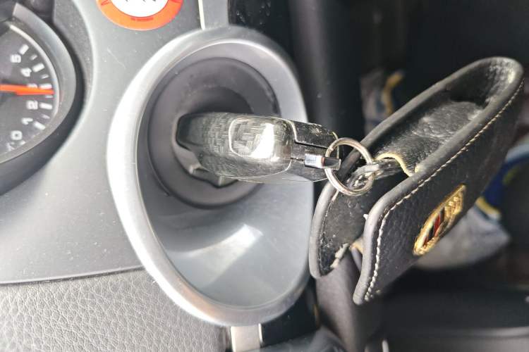 Used Porsche Cayenne  Vehicle Key