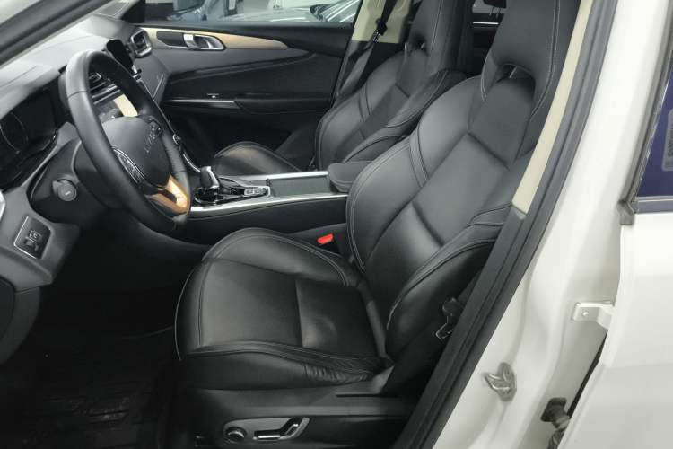 Used Lynk & Co 01 2017 2.0T Two-Wheel Drive Pro Edition