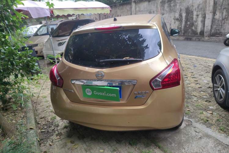 Used Nissan Tiida 2011 1.6L CVT Smart Version