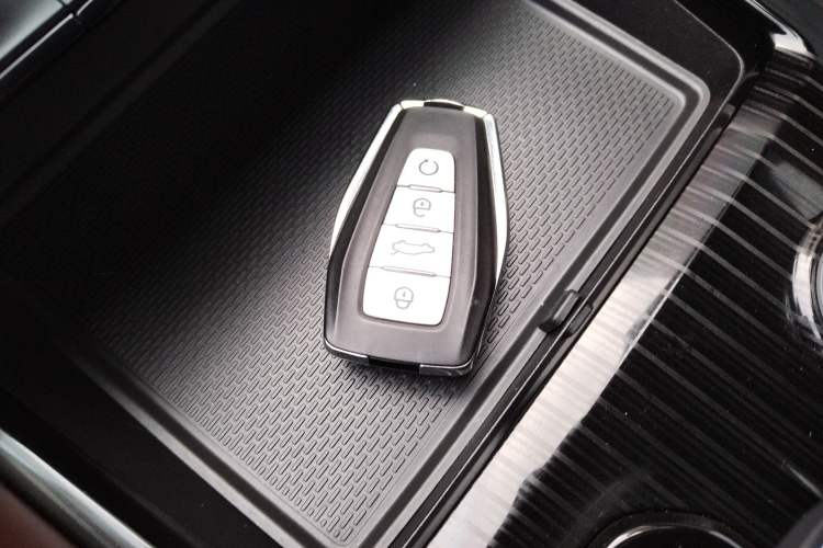 Used Geely Auto Monjaro L 2021 2.0TD DCT EVO Two-Wheel Drive Prestige Version
