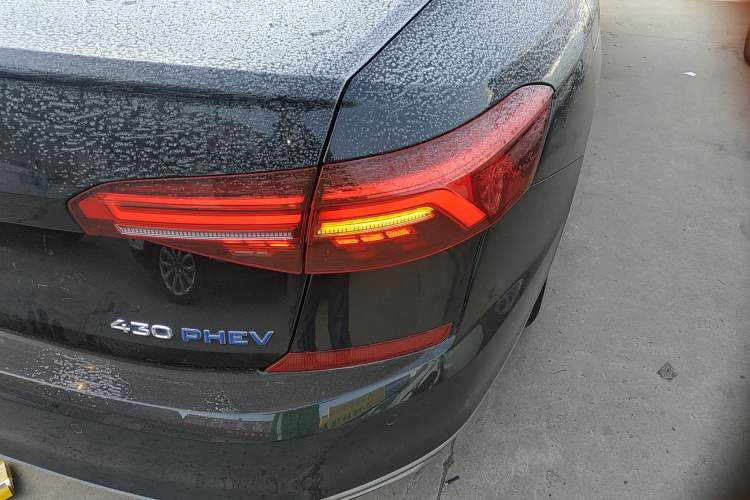 Used Volkswagen Passat New Energy 2020 430 PHEV Hybrid Elite Edition China VI Standard
