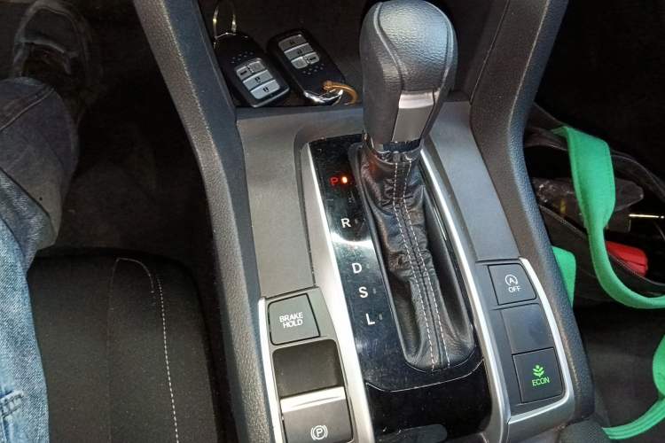 Used Honda Civic 2019 220TURBO CVT Dynamic Edition China VI Gear Lever