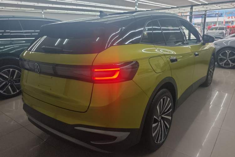 Used Volkswagen ID.4 X 2022 Pure Long-Range Version Rear Right 45 Deg
