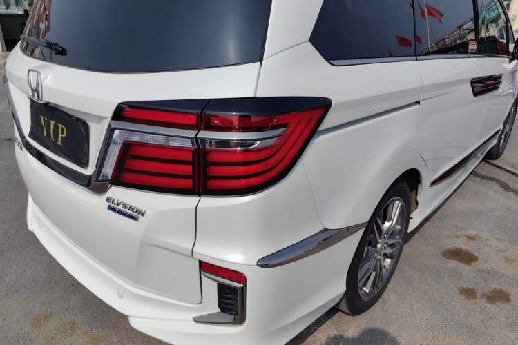 Used Honda Elysion 2019 2.0L Hybrid Luxury Edition