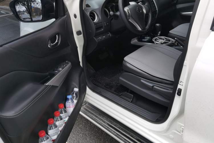 Used Nissan Terra 2020 2.5L XL Upper 4WD Automatic Four-Wheel Drive Luxury Edition
