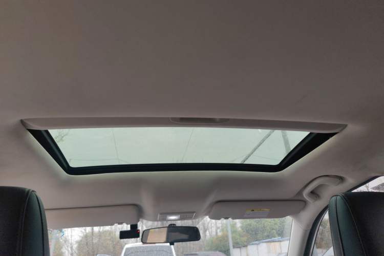 Used CHANGAN OSHAN X5 2021 1.6L CVT Luxury Model
