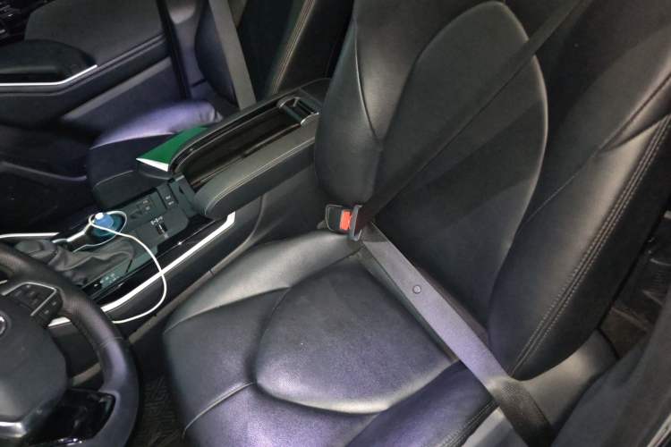 Used Toyota Highlander 2024 2.5L Smart Electric Hybrid Dual-Motor Two-Wheel-Drive Elite Edition 5 Seats Left Front Seat