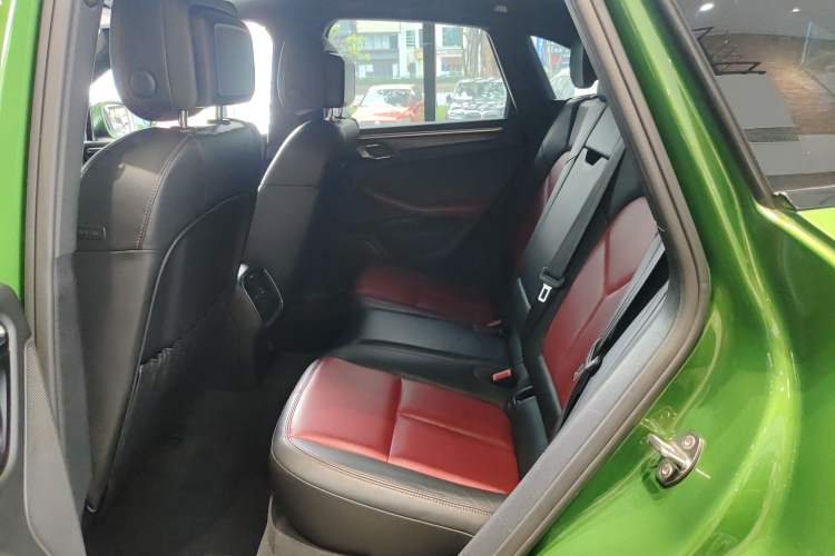 Used Porsche Macan 2018 Macan 2.0T Left Rear Seat