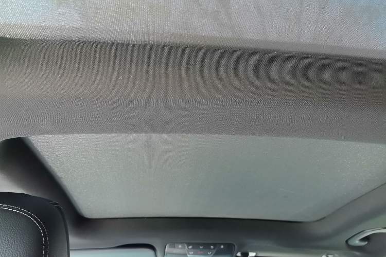 Used Mercedes-Benz GLC 2017 GLC 260 4MATIC Luxury Model