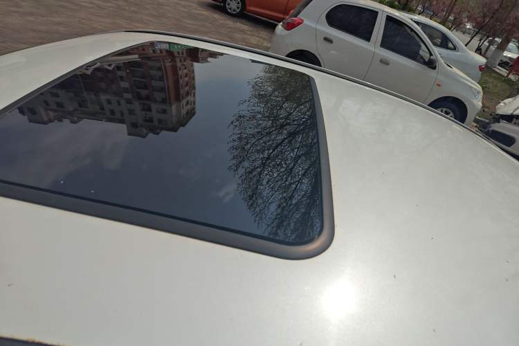 Used CHANGAN Alsvin V5 2012 1.5L Manual Sport Version China IV Standard
