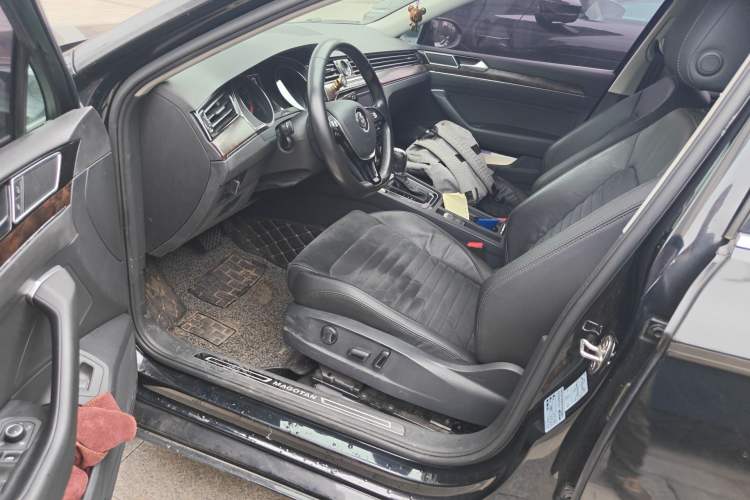 Used Volkswagen Magotan 2018 330TSI DSG Luxury Model Left Front Seat