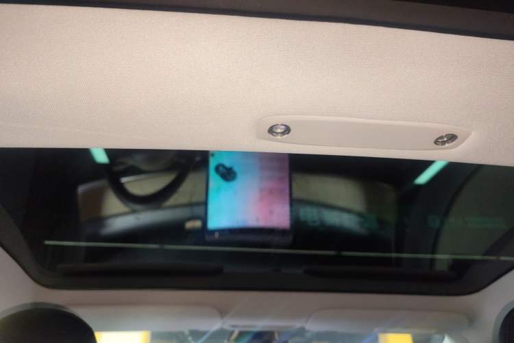 Used Tesla Model 3 2019 Standard Range Rear-Drive Upgraded Version
